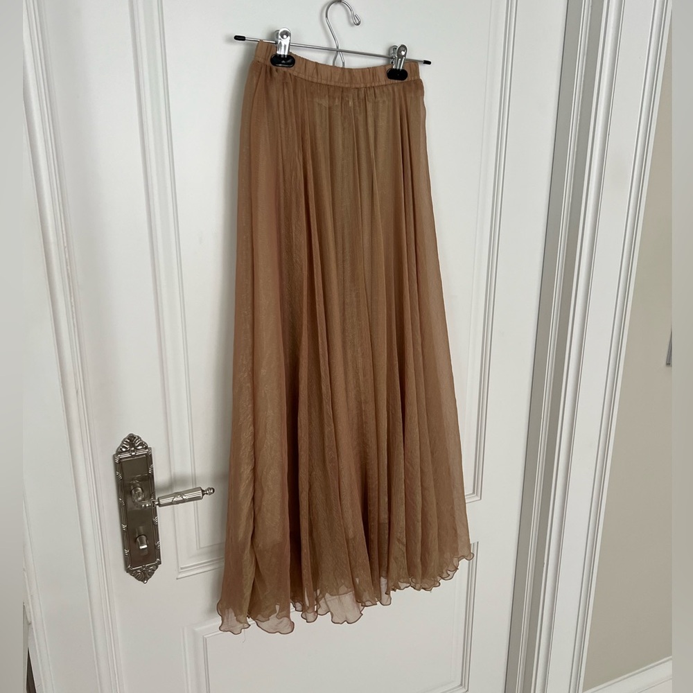 long skirts - Picture 3 of 7